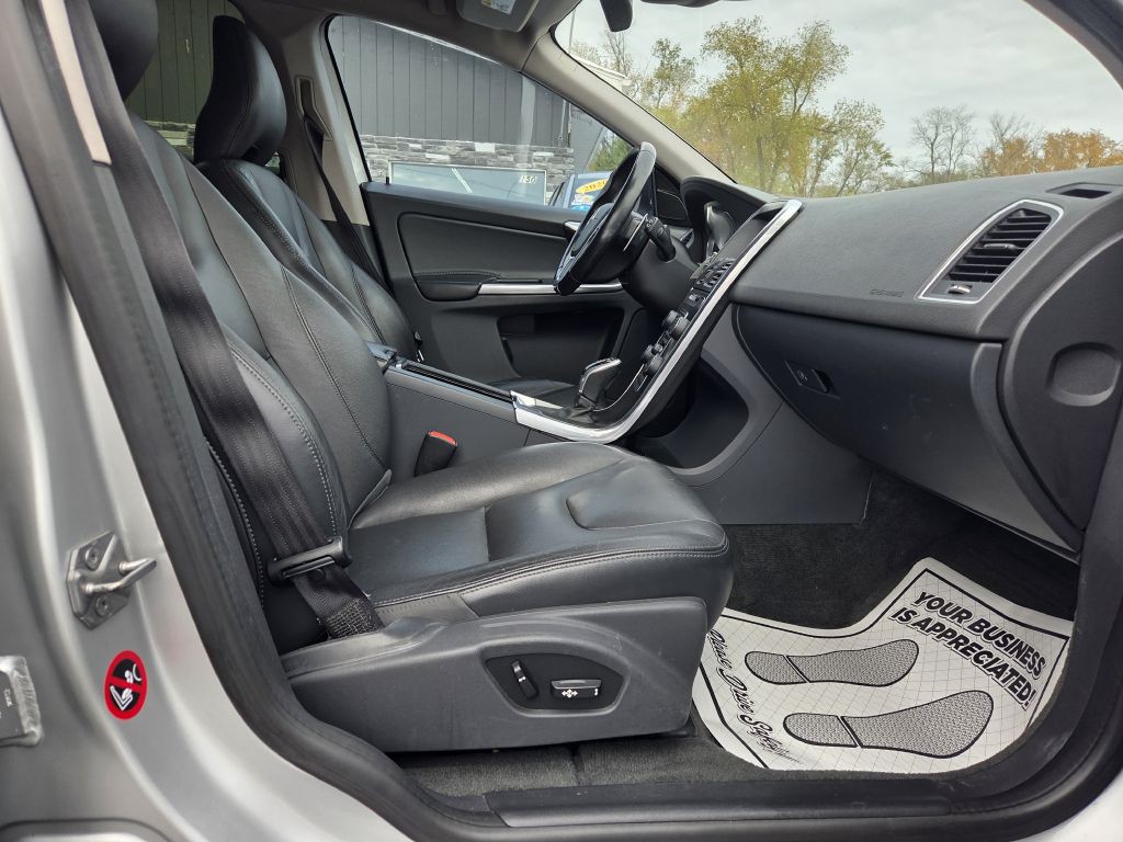 2015 Volvo XC60 Image 48