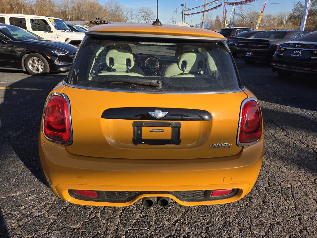 2014 MINI Cooper Image 7