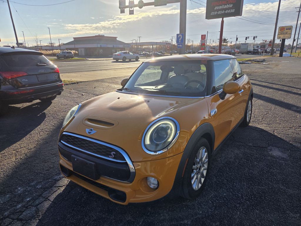 2014 MINI Cooper Image 14