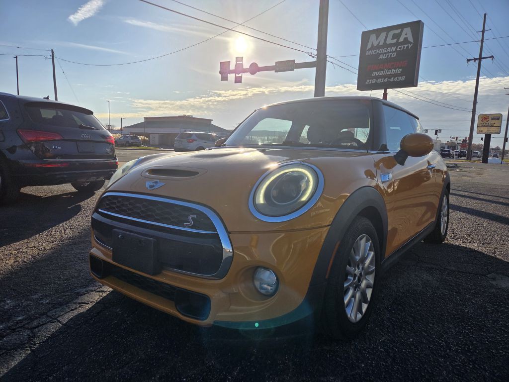 2014 MINI Cooper Image 15