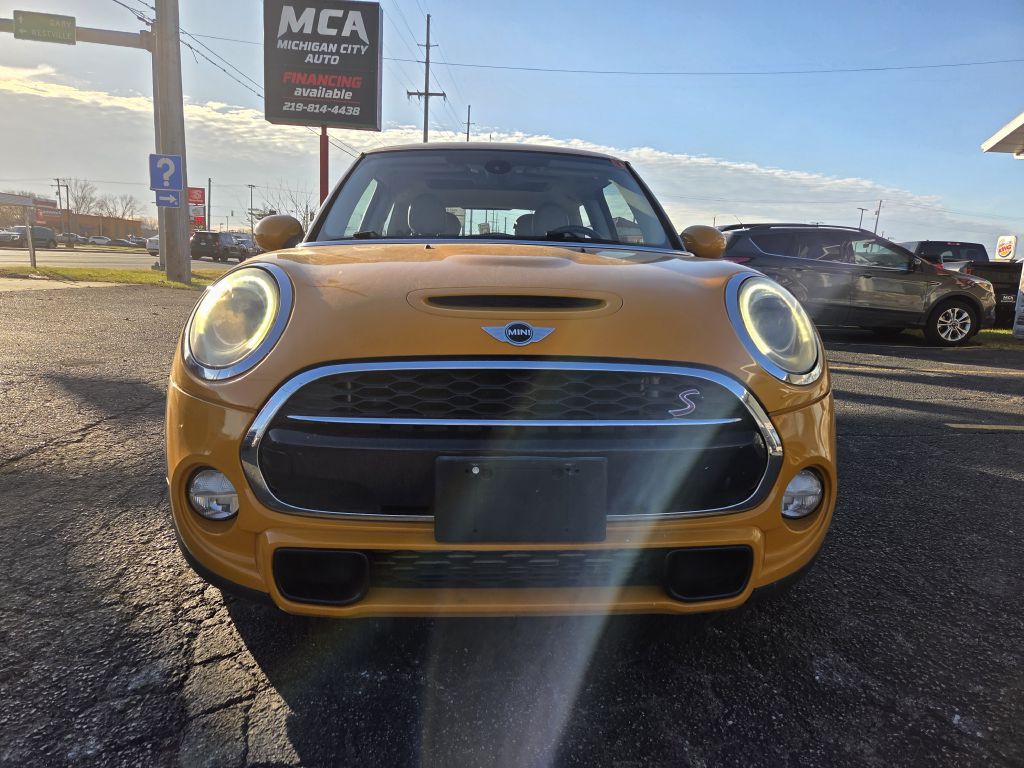 2014 MINI Cooper Image 17