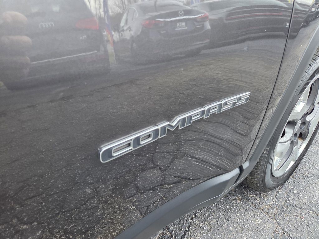 2018 Jeep Compass Image 9