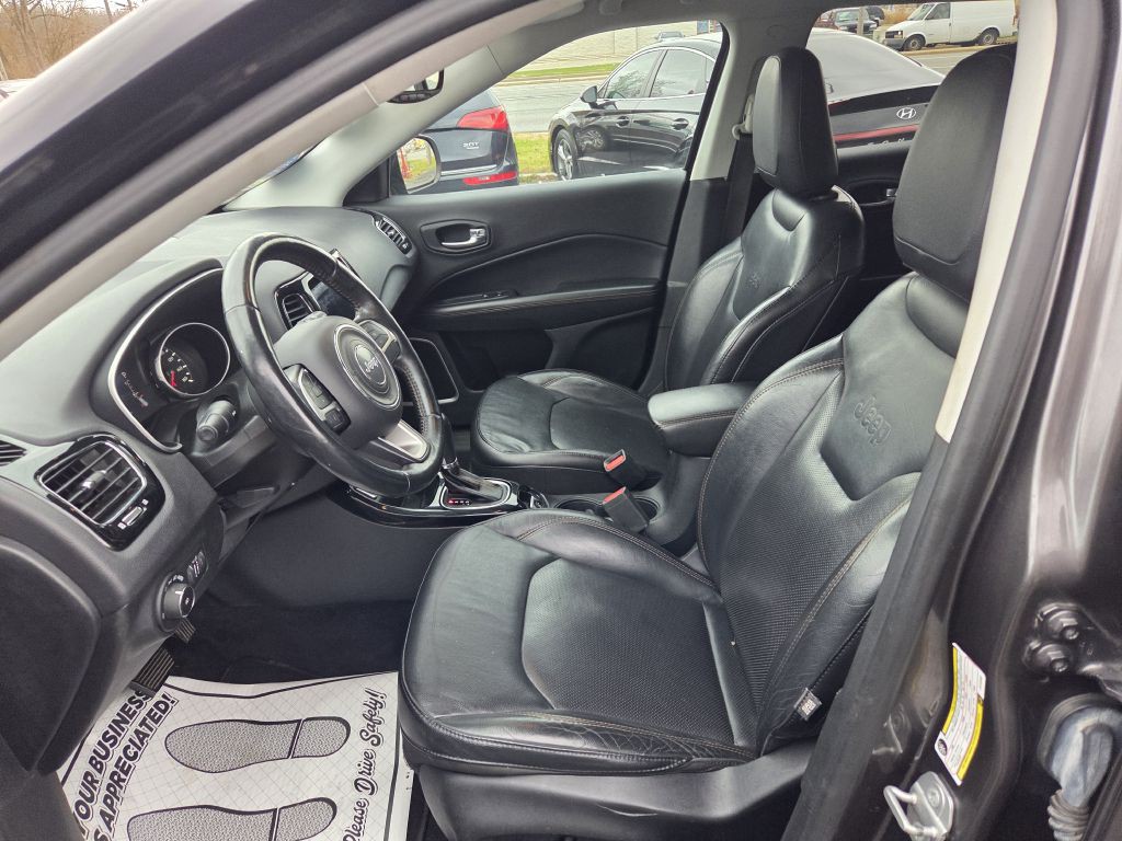 2018 Jeep Compass Image 24