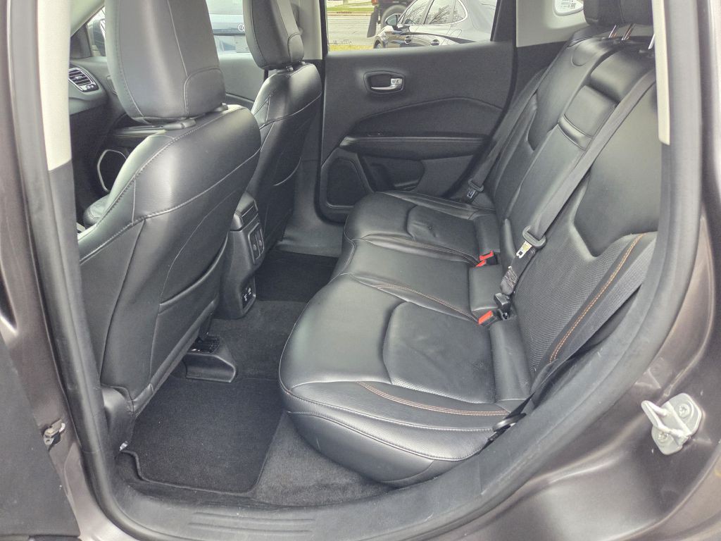 2018 Jeep Compass Image 35