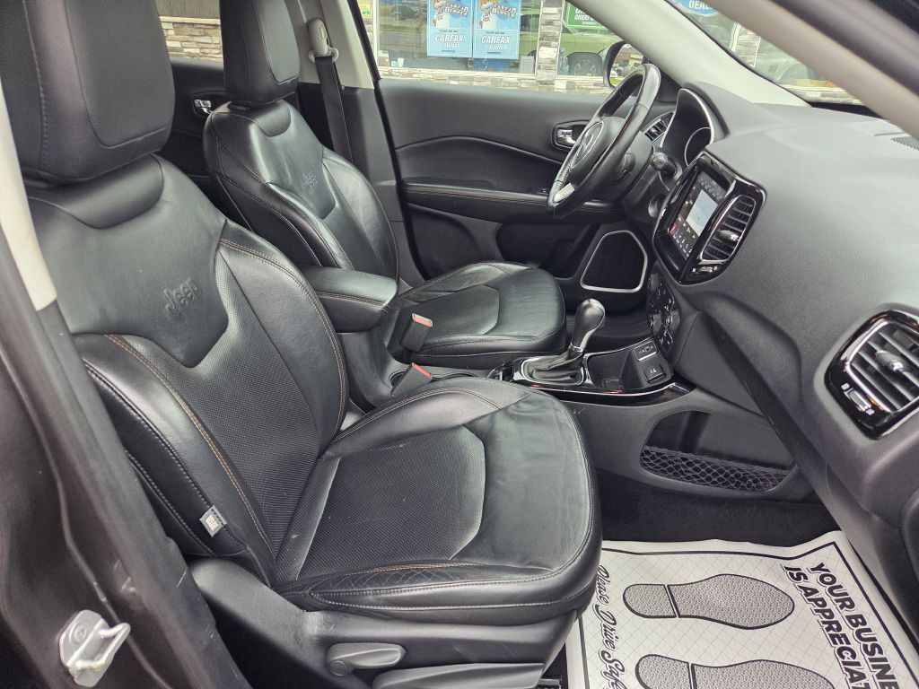 2018 Jeep Compass Image 40