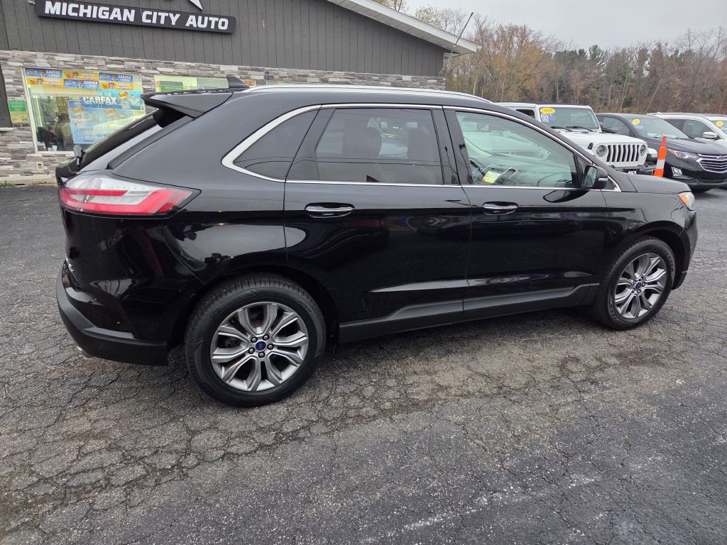 2019 Ford Edge Image 5