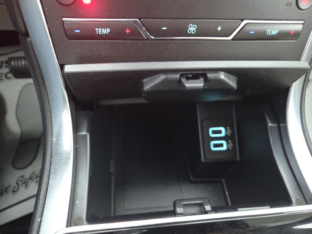 2019 Ford Edge Image 34