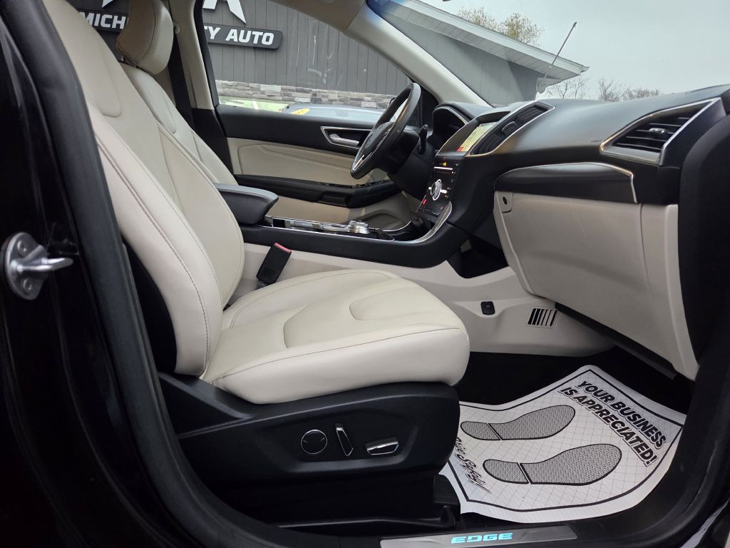 2019 Ford Edge Image 47