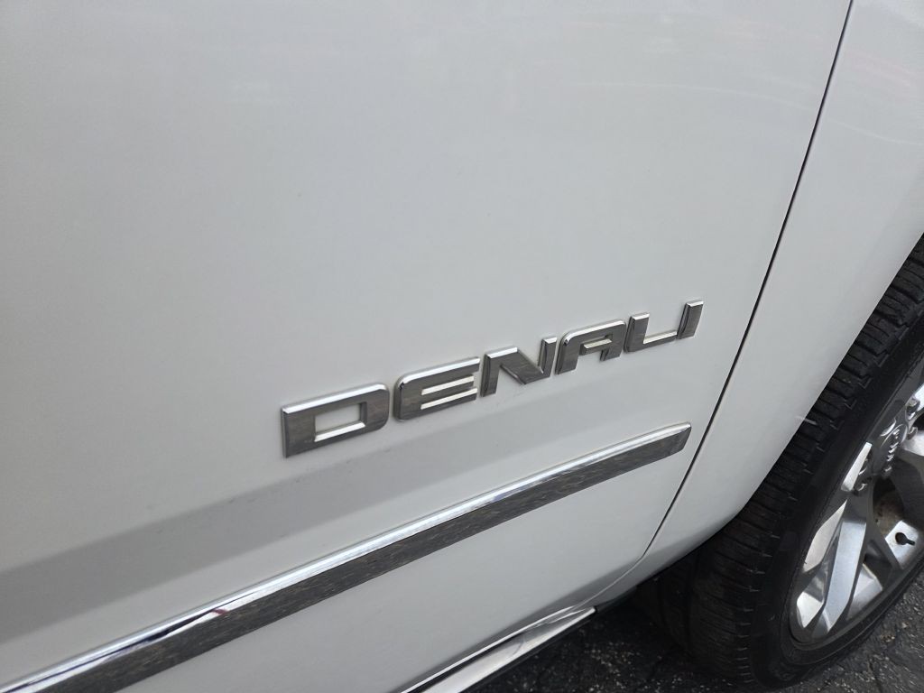 2016 GMC Yukon Image 10