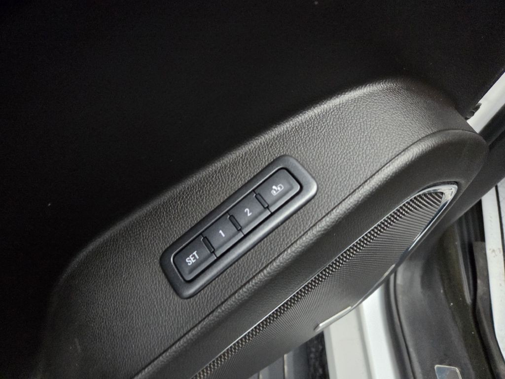 2016 GMC Yukon Image 22