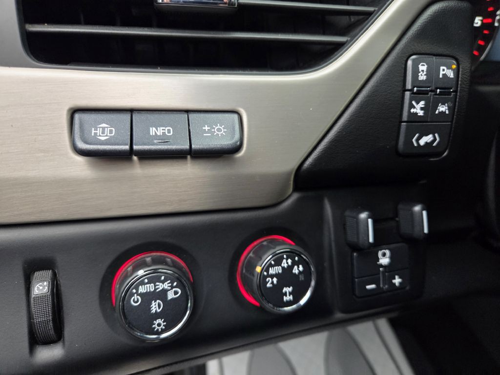 2016 GMC Yukon Image 27