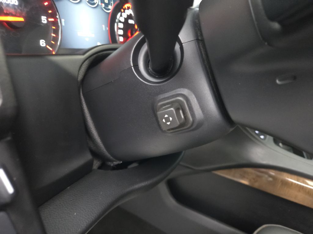 2016 GMC Yukon Image 28