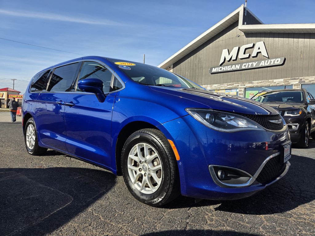 2020 Chrysler Pacifica Image 1