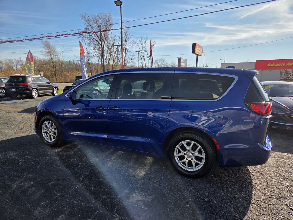 2020 Chrysler Pacifica Image 10