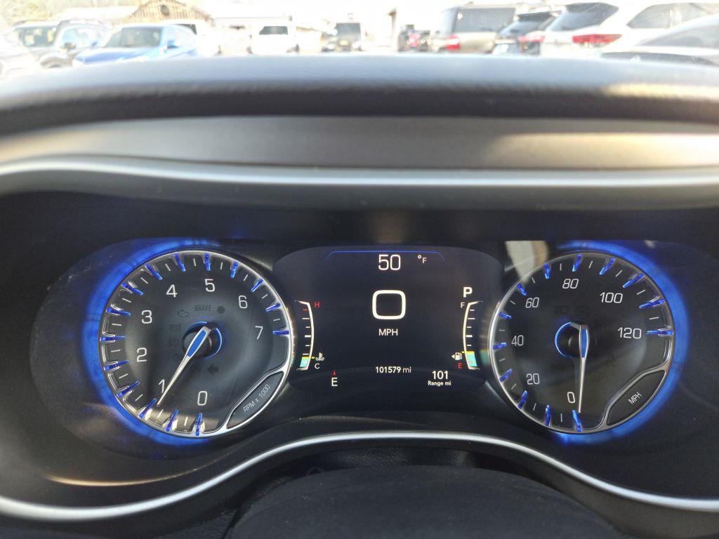 2020 Chrysler Pacifica Image 25