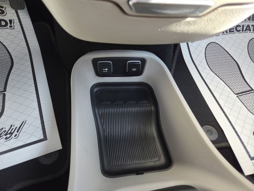 2020 Chrysler Pacifica Image 33