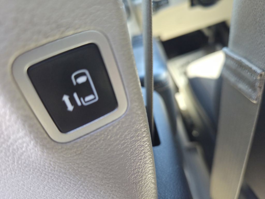 2020 Chrysler Pacifica Image 37