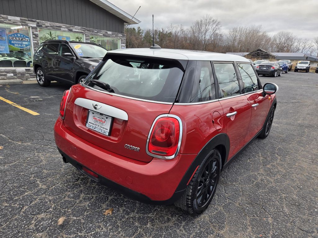 2015 MINI Cooper Image 7