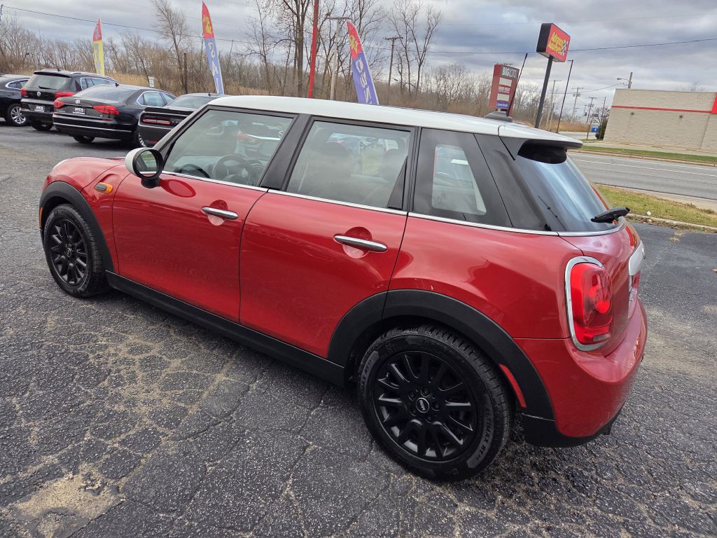 2015 MINI Cooper Image 12