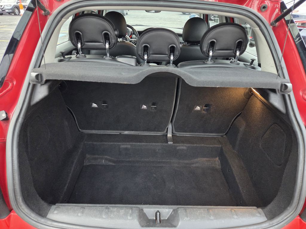 2015 MINI Cooper Image 36
