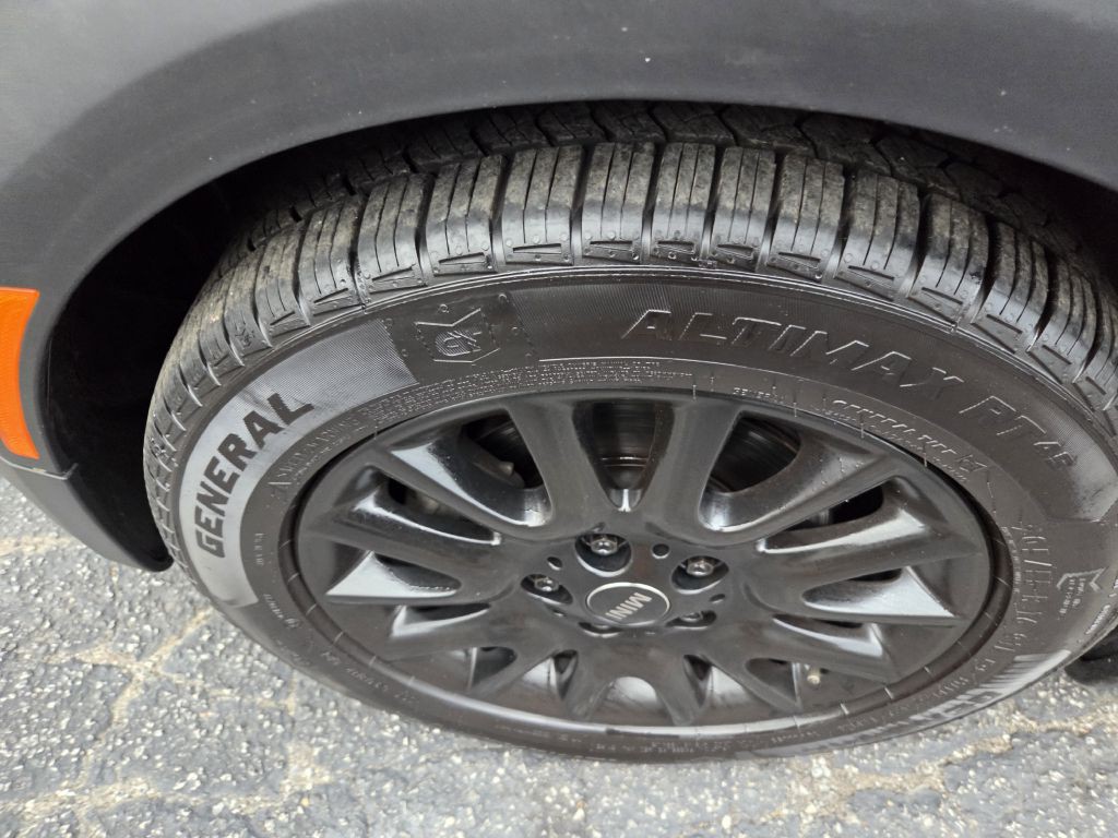 2015 MINI Cooper Image 43