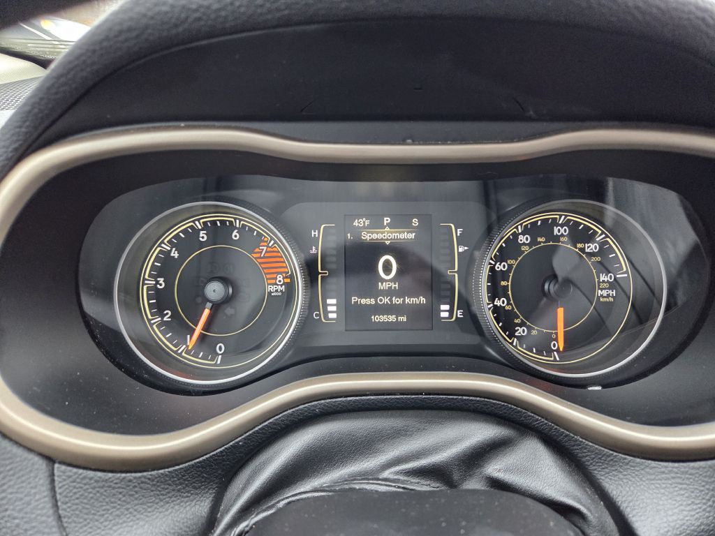 2016 Jeep Cherokee Image 27