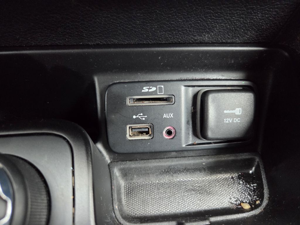 2016 Jeep Cherokee Image 33