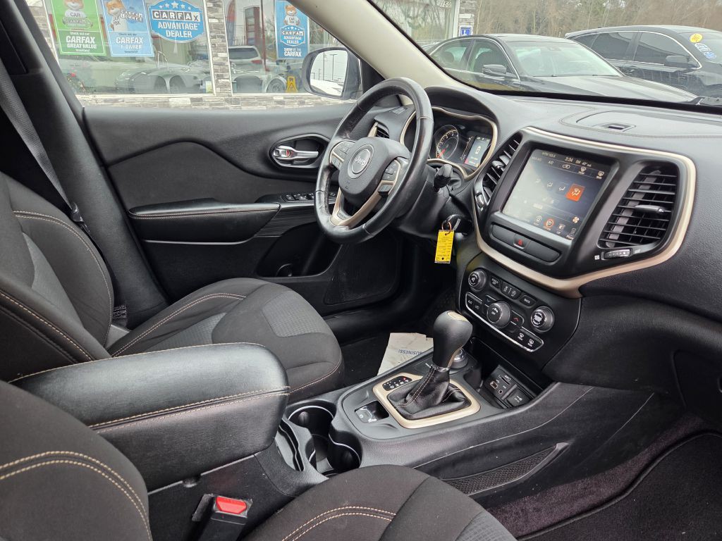 2016 Jeep Cherokee Image 46