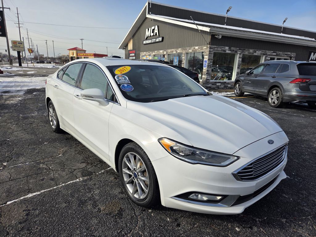 2017 Ford Fusion Image 2