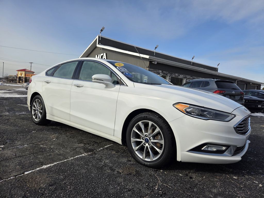 2017 Ford Fusion Image 4