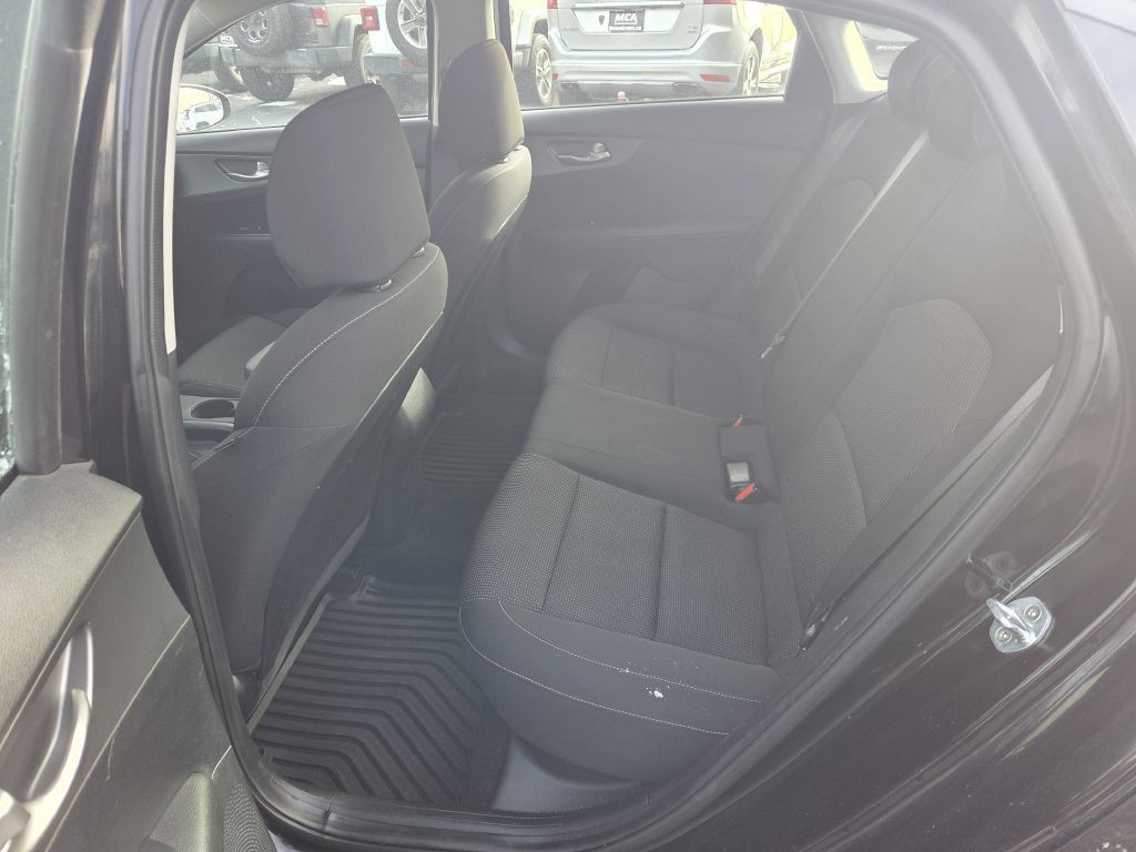 2020 Kia Forte Image 35