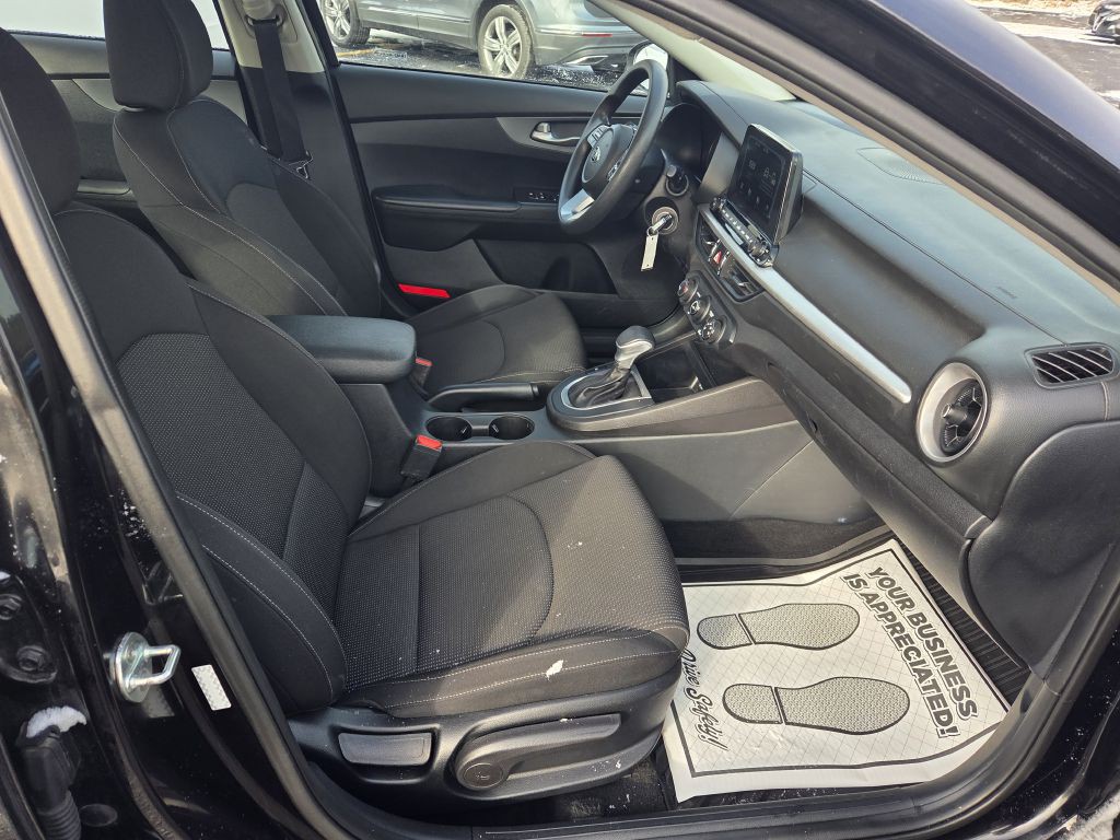 2020 Kia Forte Image 39