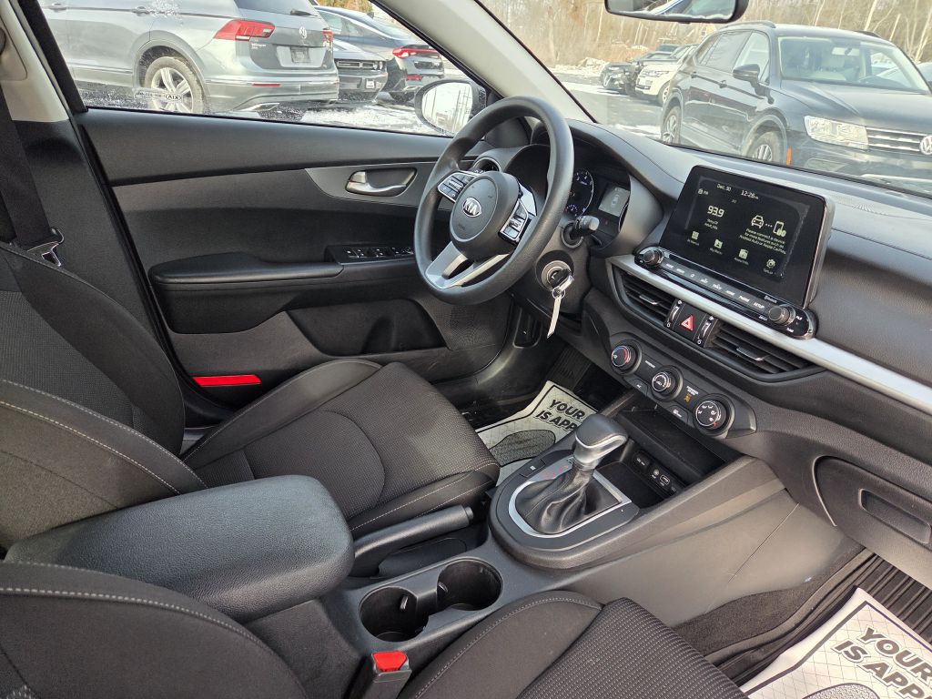 2020 Kia Forte Image 41