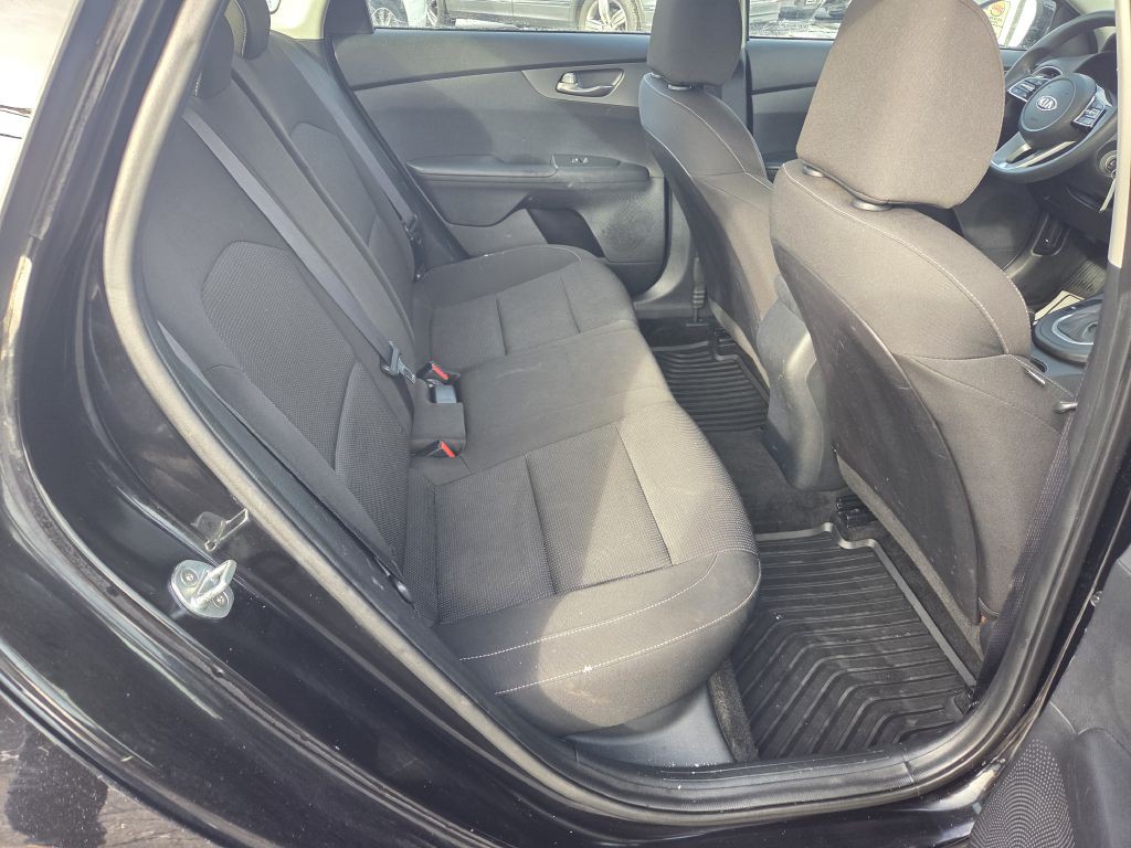 2020 Kia Forte Image 43