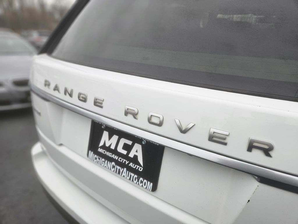 2015 Land Rover Range Rover Image 11