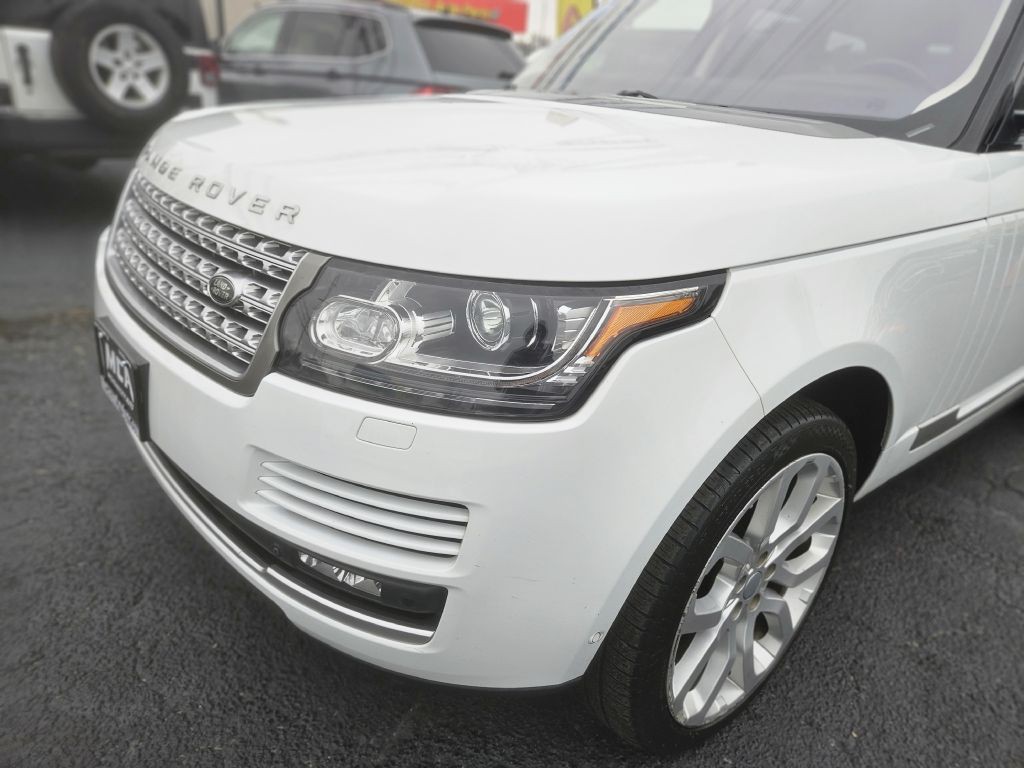 2015 Land Rover Range Rover Image 23