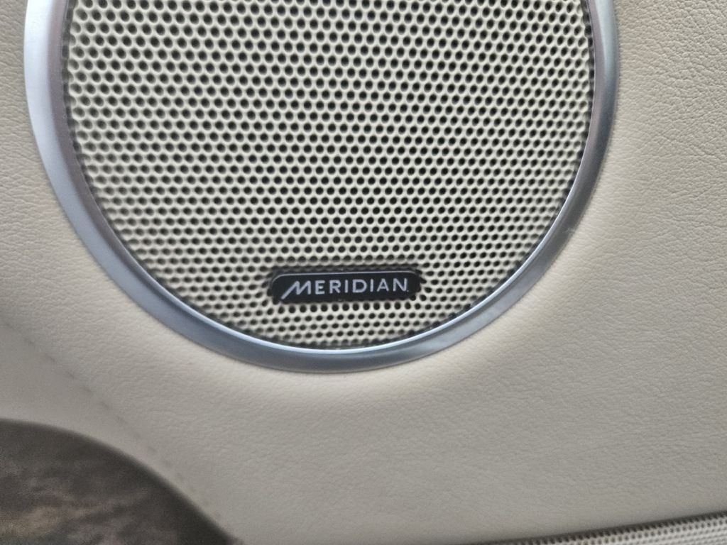 2015 Land Rover Range Rover Image 28