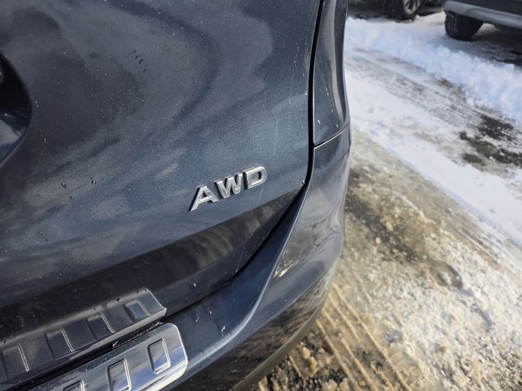 2015 Nissan Rogue Image 10