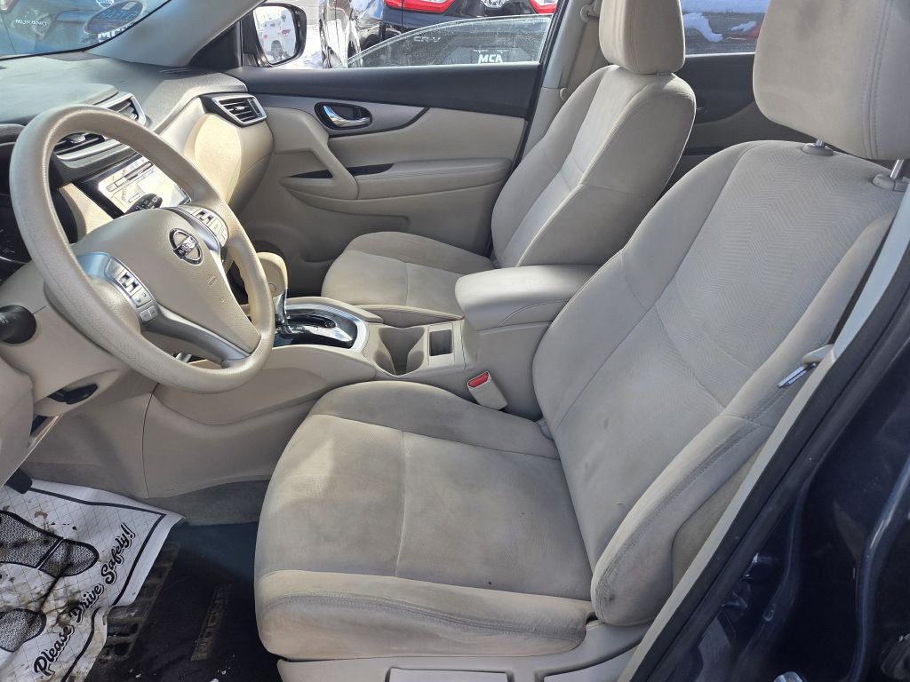 2015 Nissan Rogue Image 21