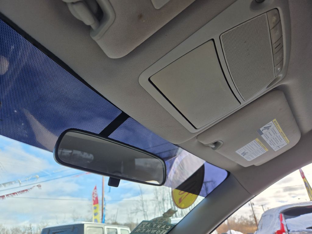 2015 Nissan Rogue Image 34