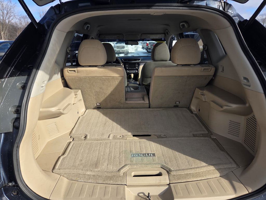 2015 Nissan Rogue Image 38