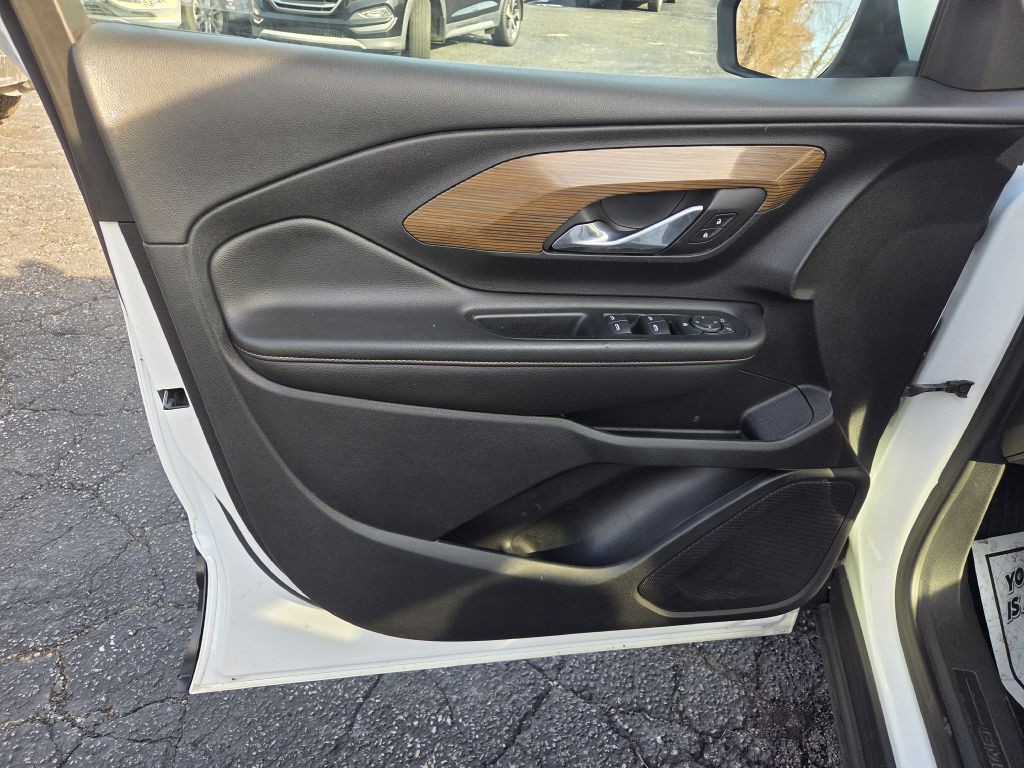2020 GMC Terrain Image 17