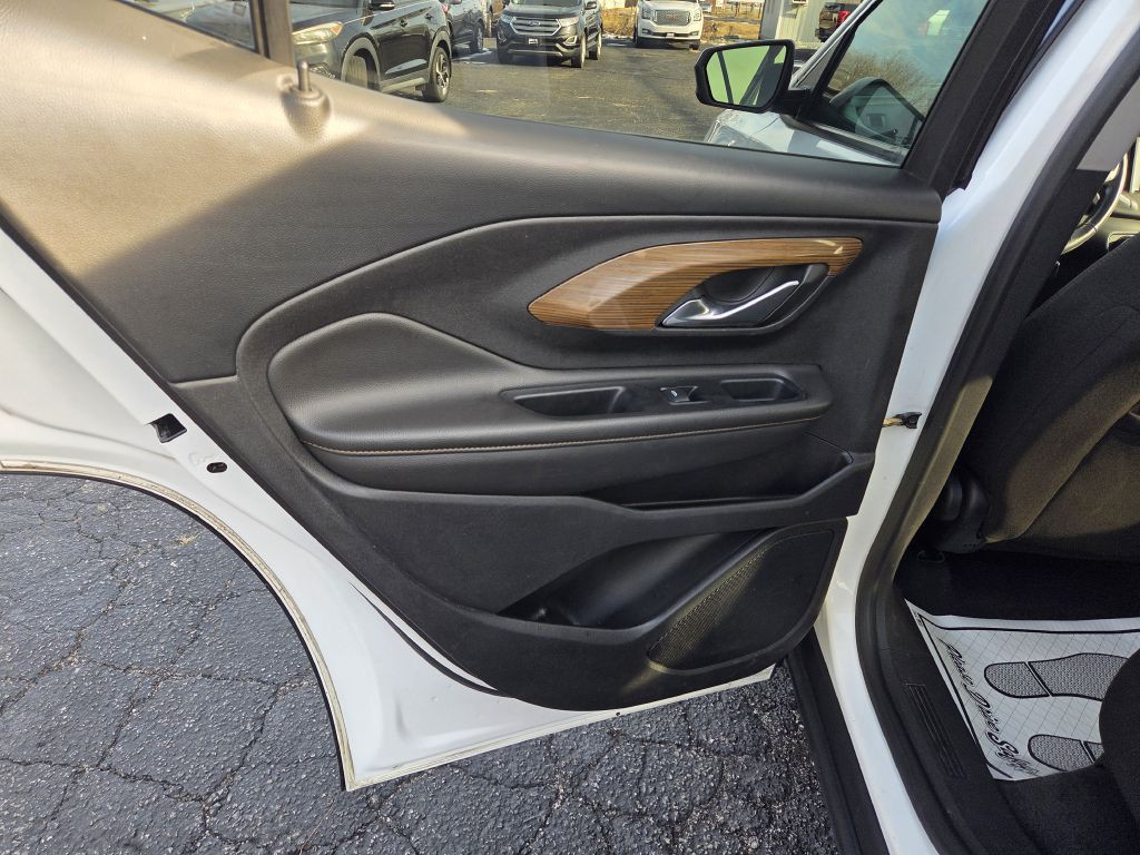 2020 GMC Terrain Image 34