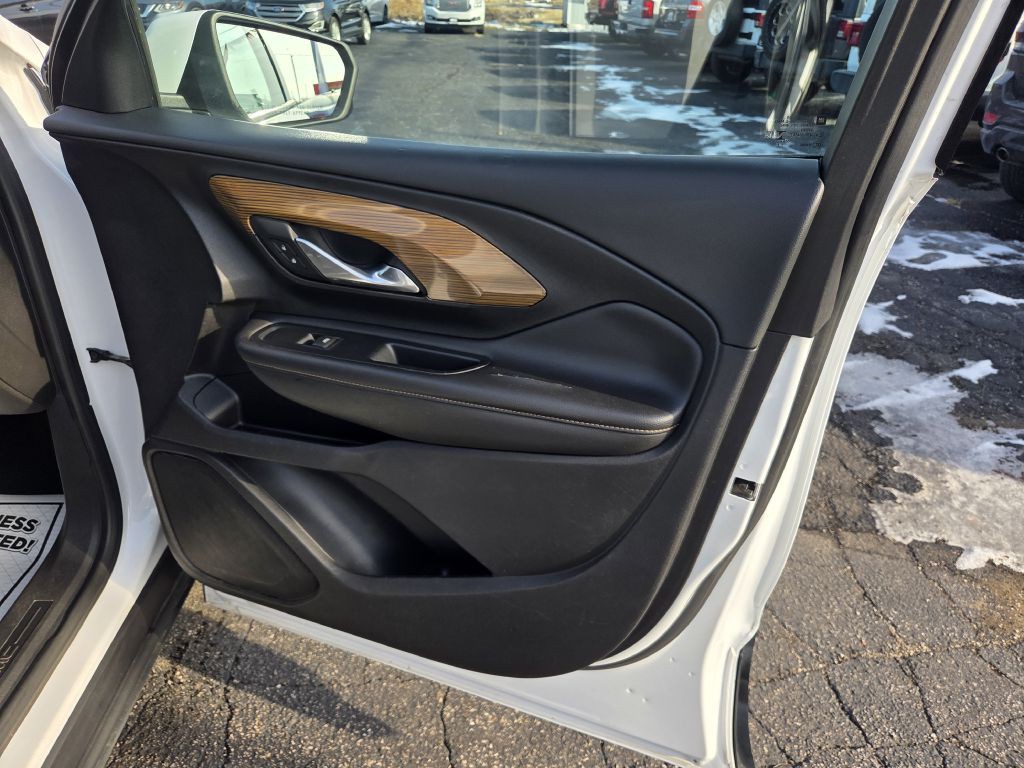 2020 GMC Terrain Image 39
