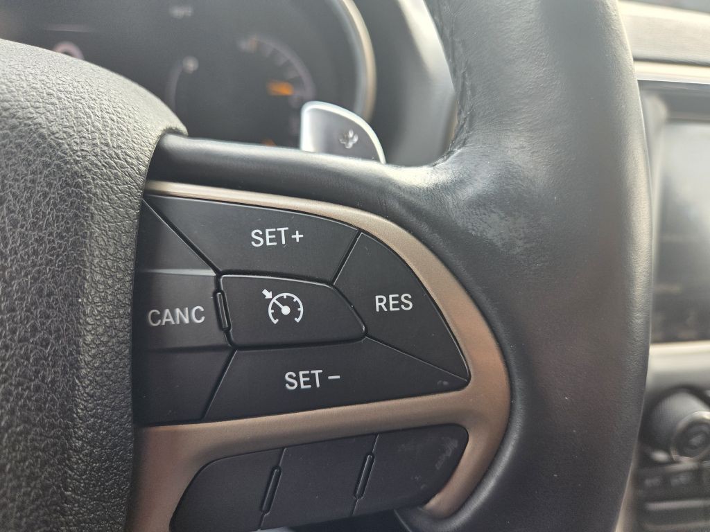 2014 Jeep Grand Cherokee Image 33