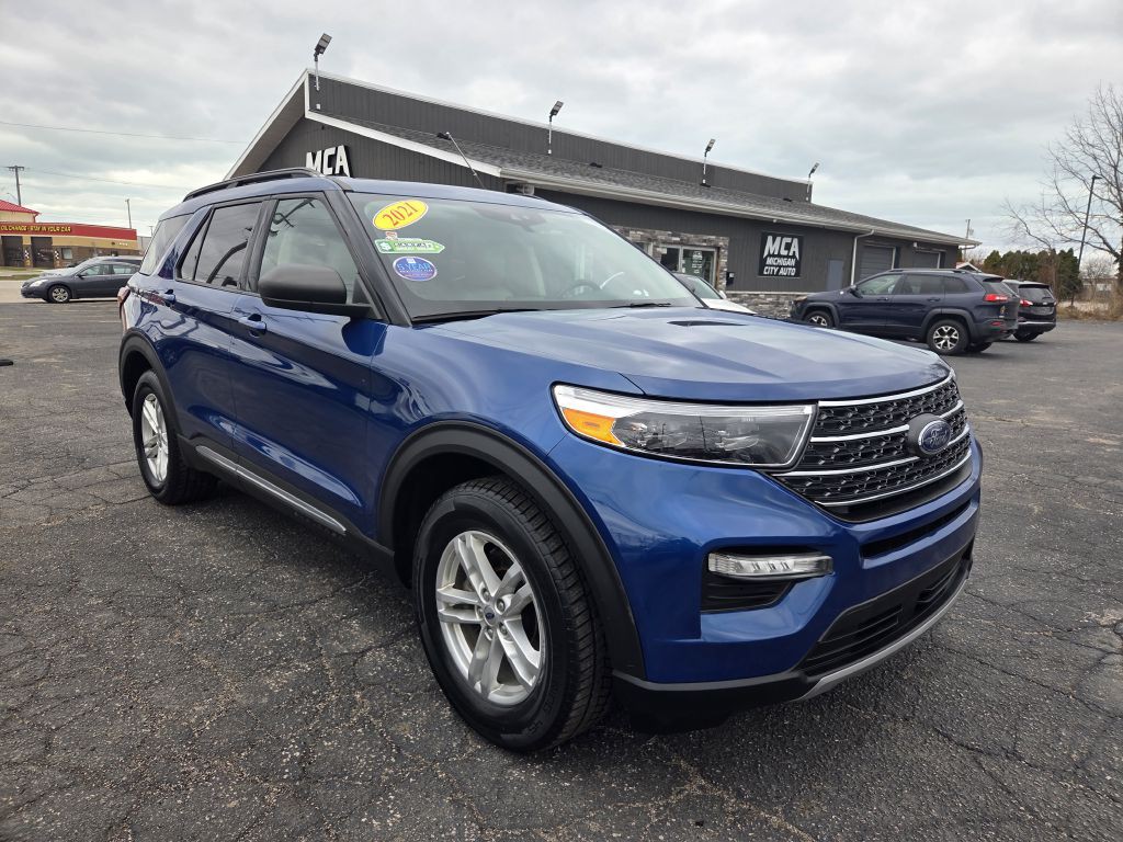 2021 Ford Explorer Image 2