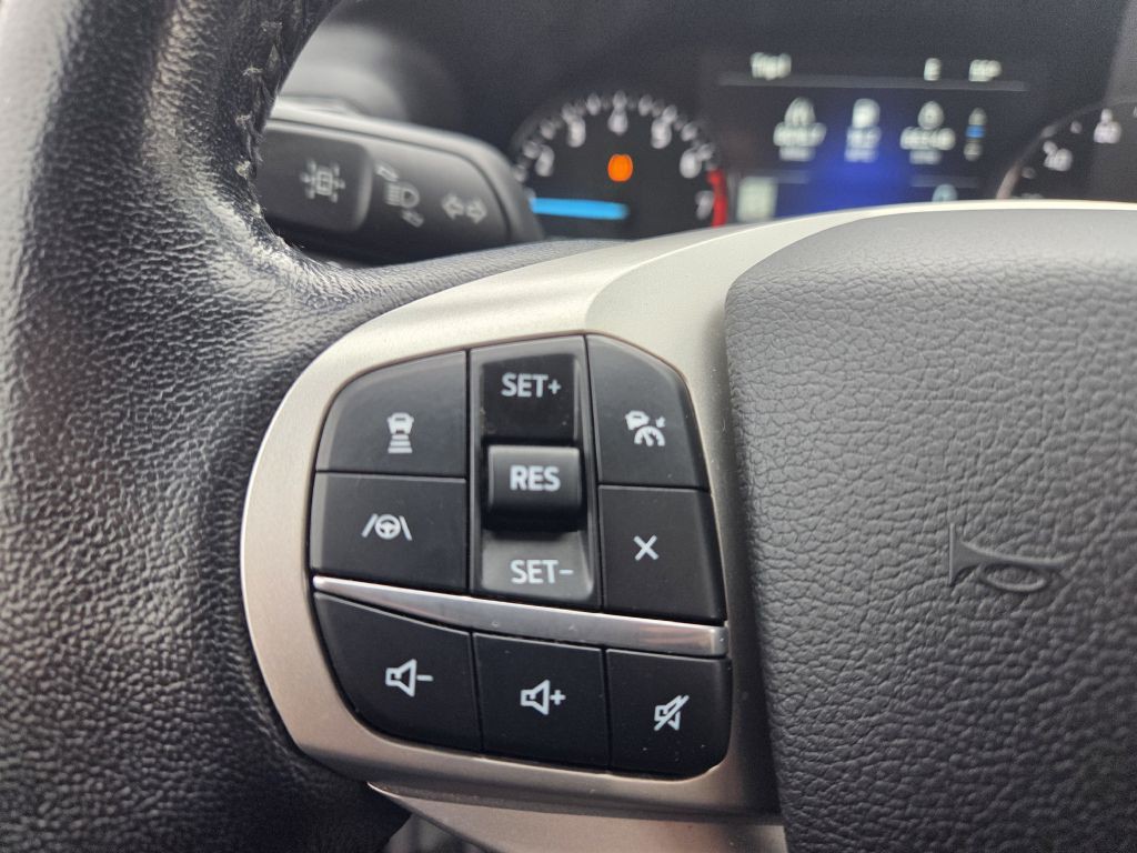 2021 Ford Explorer Image 30