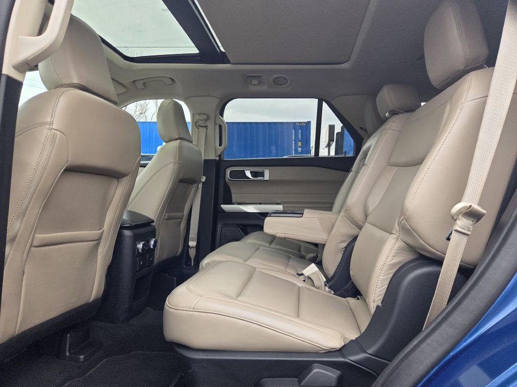 2021 Ford Explorer Image 44