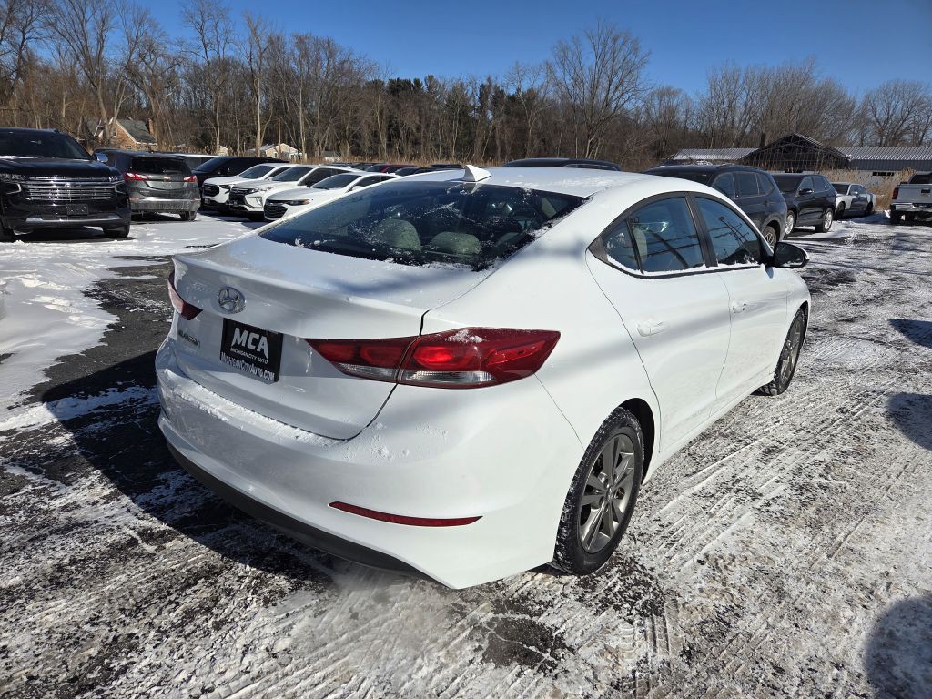 2017 Hyundai Elantra Image 6