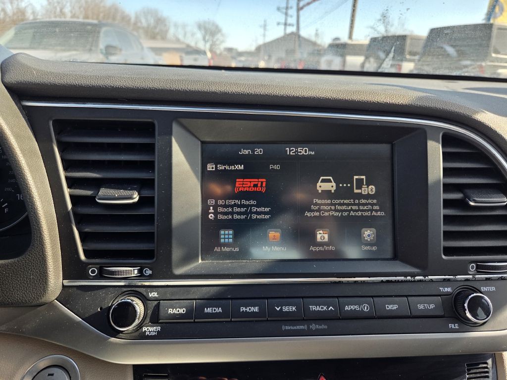 2017 Hyundai Elantra Image 28